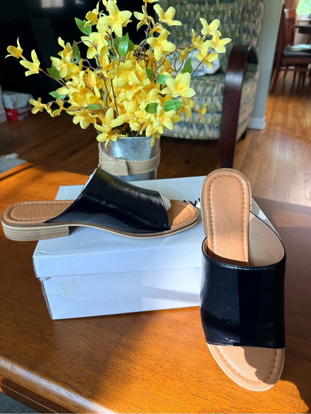 New nib lets see style black slide sandals flat sz 6-11 ladies m